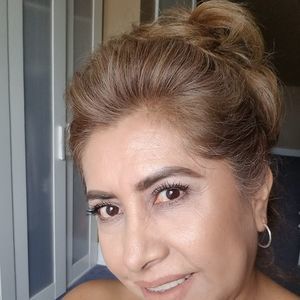 Meet your Posher, Elva